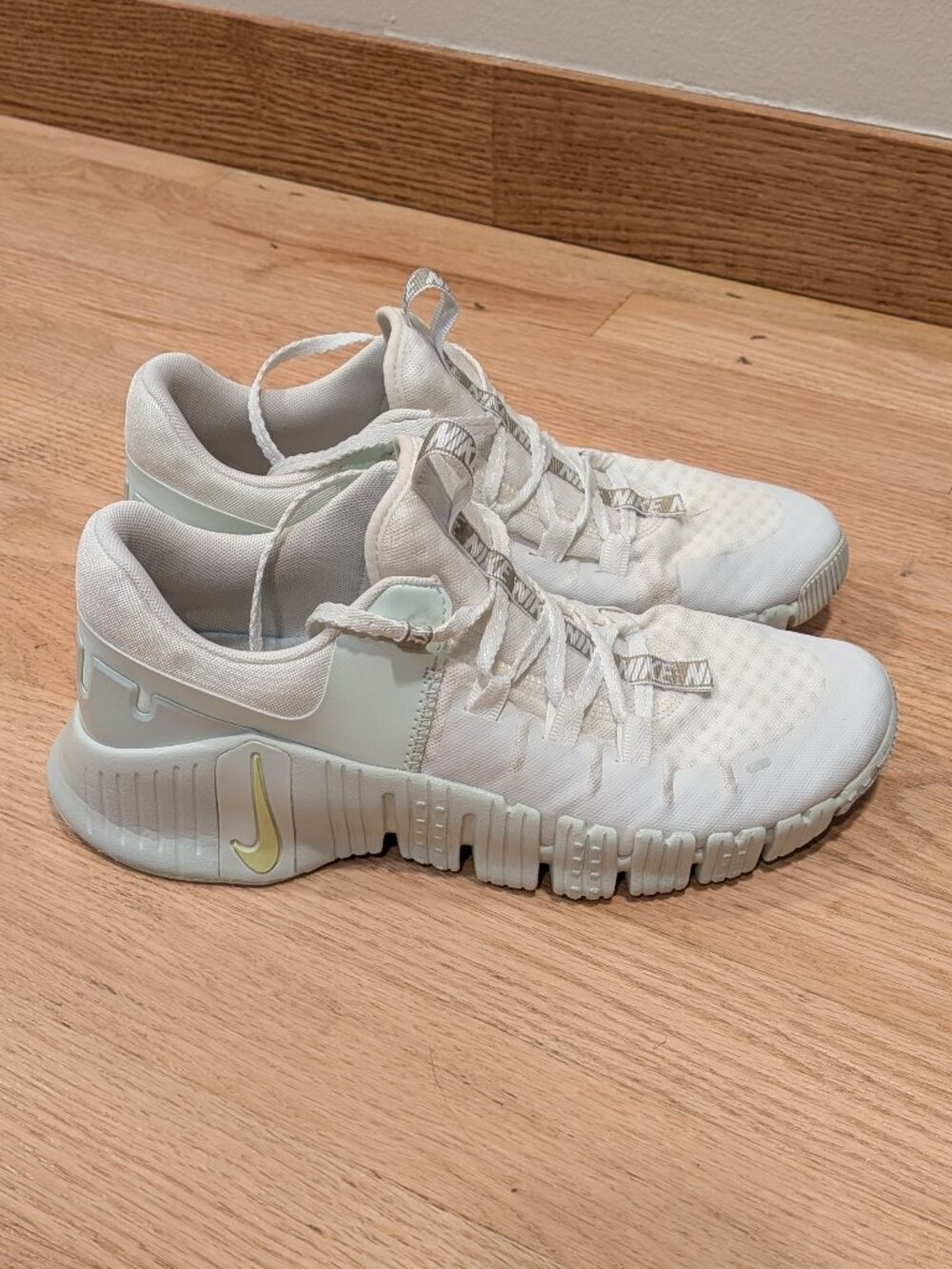 Nike Free Metcon 5 Premium - Women's 9.5